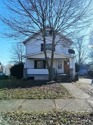 Main picture of 460 Forest St NE