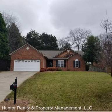 Main picture of 2935 Donovan Pl