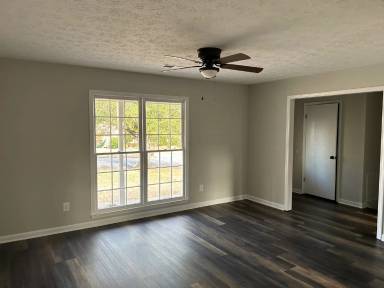 Main picture of 1318 Autumnleaf Ct