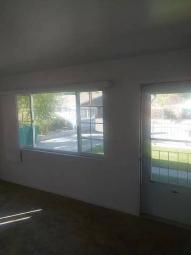 Main picture of 617 W Fourth St