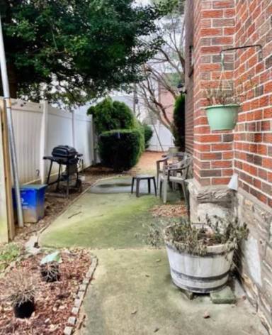 Main picture of 1734 Chandler St