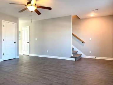 Main picture of 1733 Manning Dr