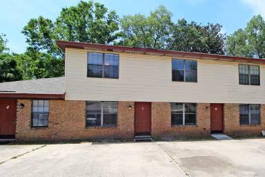 Main picture of 1455 Acorn Ln