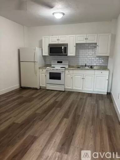Main picture of 424 SW 22nd Ave