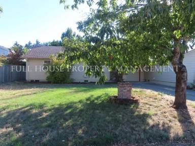 Main picture of 525 Calumet Ave