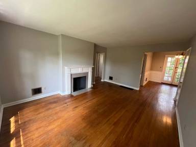 Main picture of 2098 Ridgeview Rd