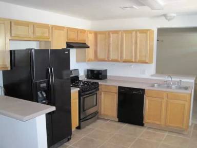 Main picture of 235 N Birch Ct