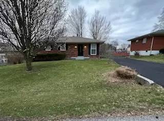 Main picture of 65 Spruce Dr