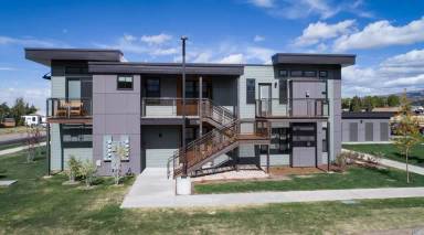 Main picture of 60 Beryl Ave