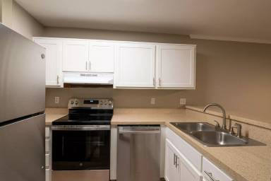 Main picture of 3202 Tanager Ct