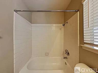 Main picture of 11445 Chaucer St