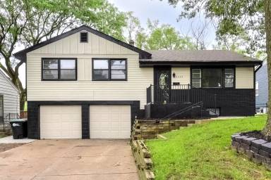 Main picture of 5317 N 47th St