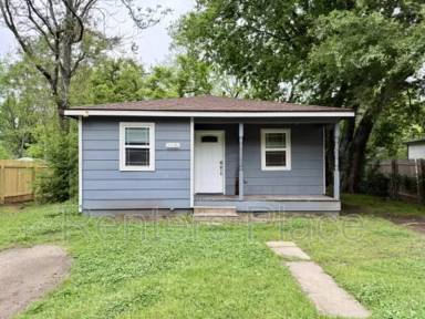 Main picture of 2326 N Atlanta Pl