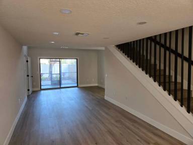 Main picture of 805 N Clake St