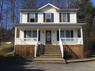 Main picture of 3713B Robert C Byrd Dr
