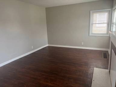 Main picture of 6625 Thurston Ave
