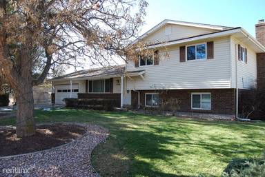 Main picture of 6786 Prince Dr