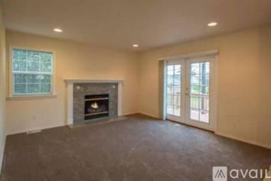Main picture of 406 NE 42nd St