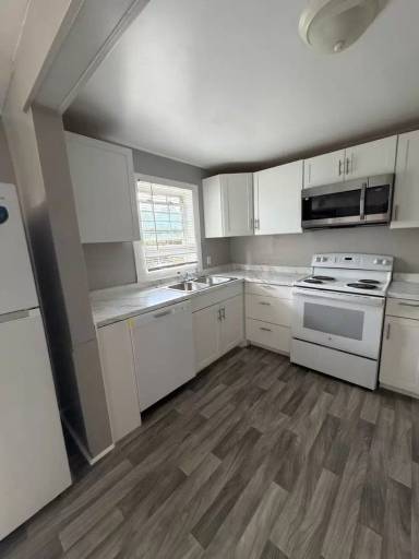 Main picture of 1409 Laboratory Rd