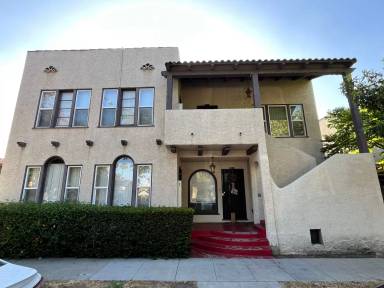 Main picture of 2522 Cedar Ave