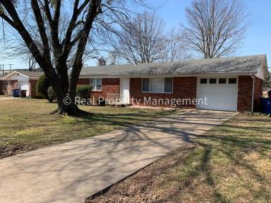 Main picture of 7406 Cypress Ave