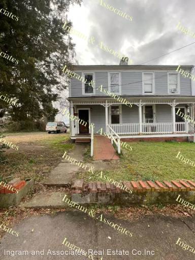 Main picture of 546 Harding St
