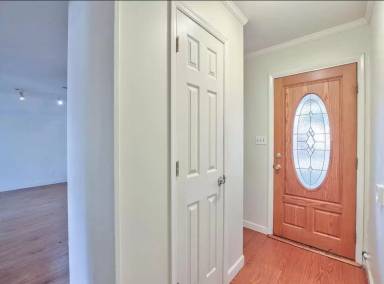 Main picture of 2093 Greenwood Dr