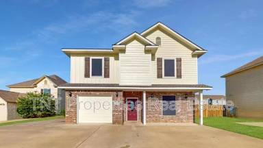 Main picture of 2800 Horseback Dr