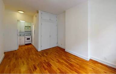 Main picture of E 83rd St