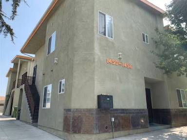 Main picture of 1450 N Soto St