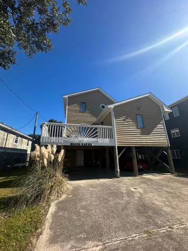 Main picture of 3015 S Wrightsville Ave