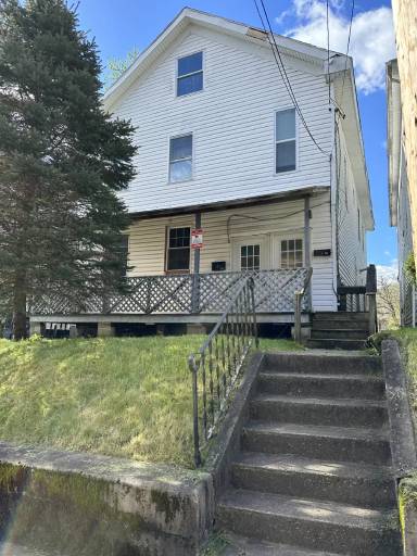 Main picture of 123 Washington Ave