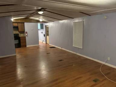 Main picture of 490 E Olive Rd