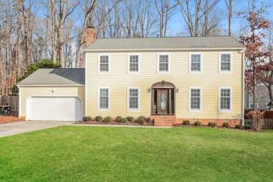 Main picture of 4702 Horseshoe Ln
