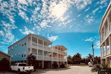 Main picture of 21575 Old State Road 4A