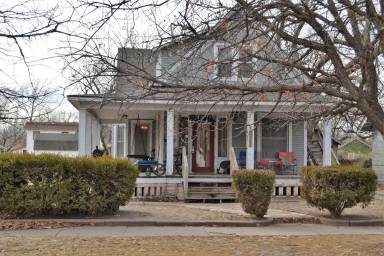 Main picture of 1525 S Wichita St