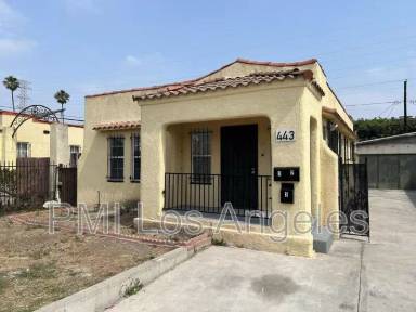 Main picture of 443 W 99th St