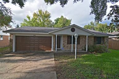 Main picture of 8530 Cedel Dr