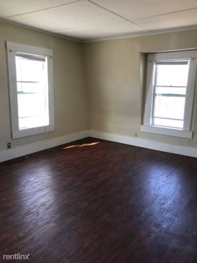 Main picture of 50 Pine St