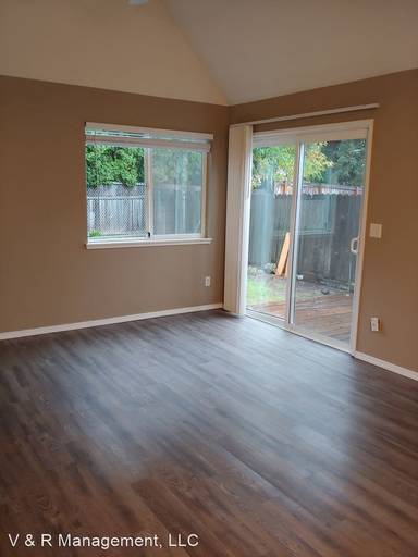Main picture of 4381 Liberty Rd S