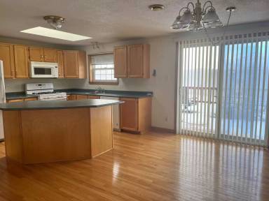 Main picture of 16 Follett Rd