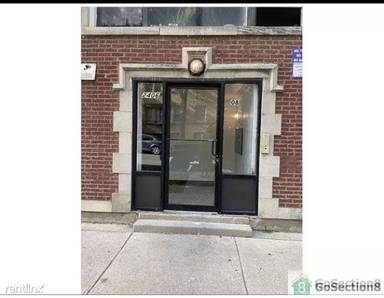 Main picture of 7749 S Yates Blvd