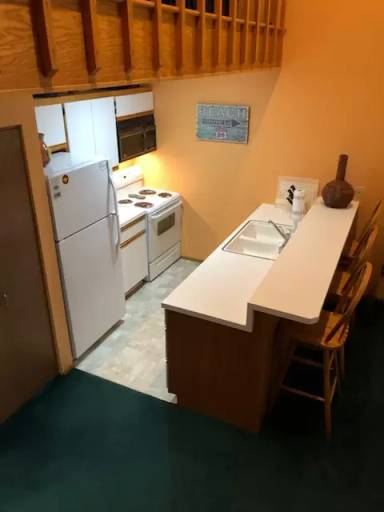 Main picture of 8903 Crescent Bar Rd NW