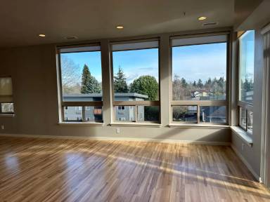 Main picture of 8117 N Edison St