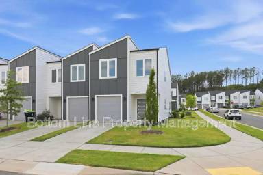 Main picture of 2029 Titanium Rock Rd