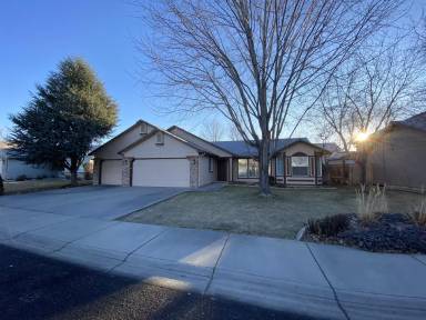 Main picture of 2676 N Bobcat Way