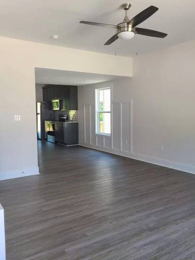 Main picture of 3045 Fulton St