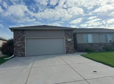 Main picture of 3751 Norseman Ave