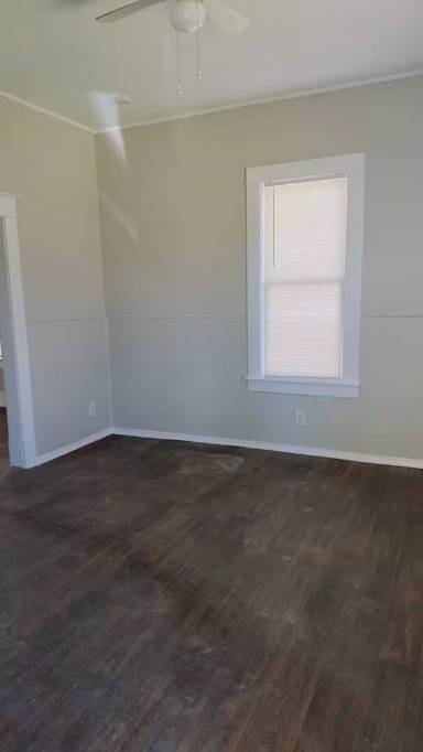 Main picture of 1217 Clinton Ave