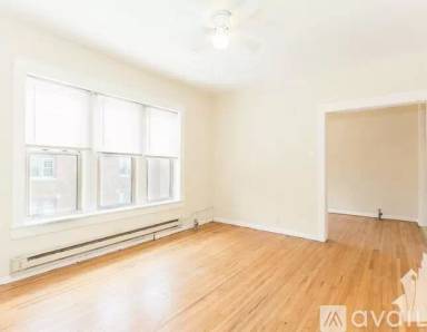 Main picture of 620-28 W Barry Ave